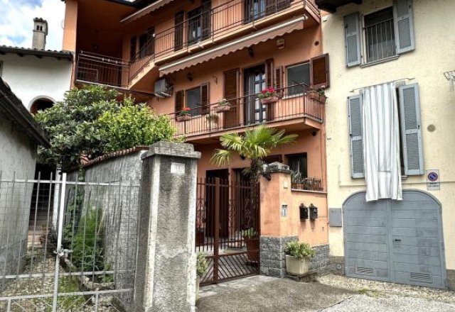 Appartamento con balcone e cantina senza spese condominiali