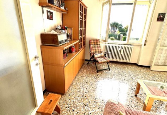 Longone al Segrino large two-room apartment with garage and cellar - 20