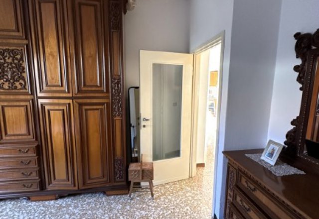 Longone al Segrino large two-room apartment with garage and cellar - 19