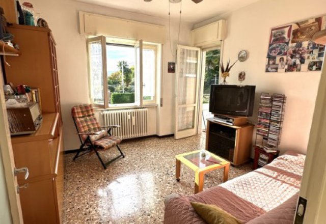 Longone al Segrino large two-room apartment with garage and cellar - 12