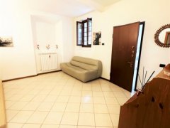 Pusiano Two-room ground-floor apartment with parking space, self-contained. - 5