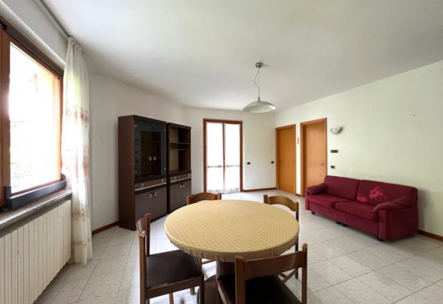 Semi-detached villa with private garden and double garage - 46
