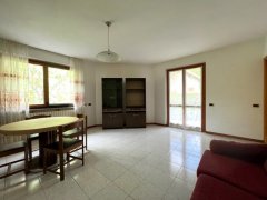 Semi-detached villa with private garden and double garage - 43