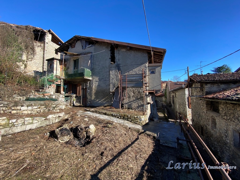 Vendita Casa Indipendente Casa/Villa Asso Località Brazzova 364157